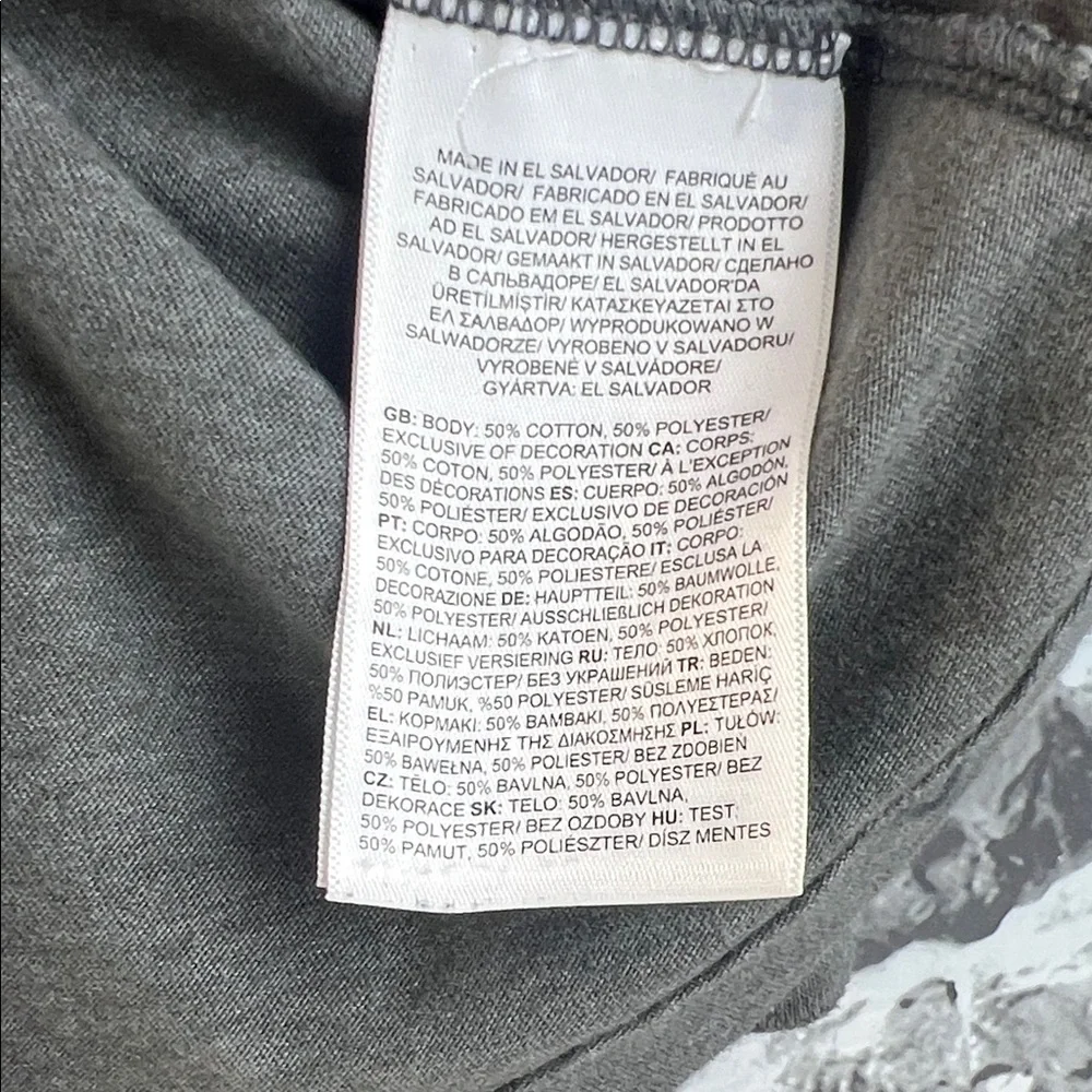 The North Face Men's Charcoal Long Sleeve Tee‎